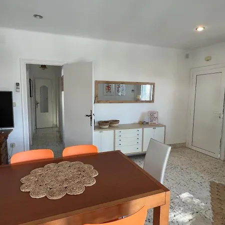 Apartamento Con Vistas Mar Y Parking Cerca De La Playa