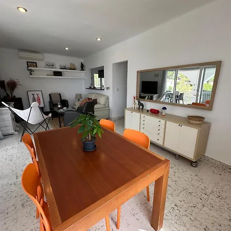 Preciosa Casa Con Piscina Desbordante Y Vistas Al Mar * Roses